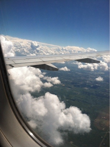 [flying%255B3%255D.jpg]