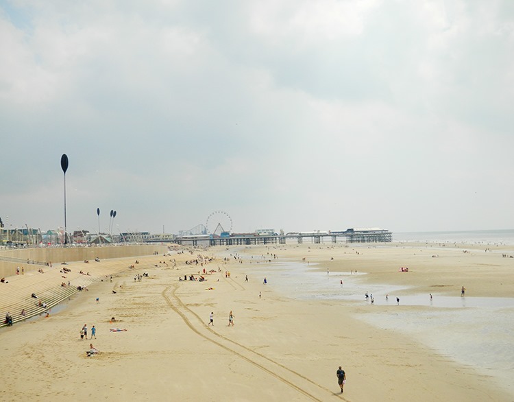 [Blackpool-Beach-August-2013%255B4%255D.jpg]