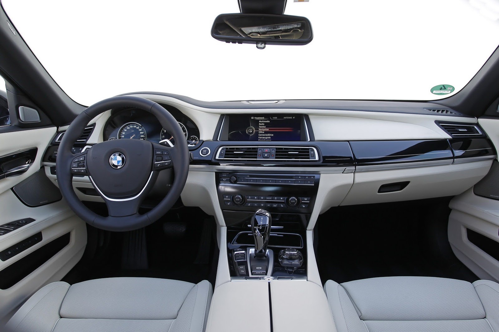 [BMW-V12-7-Series-39%255B2%255D.jpg]