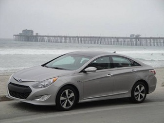 2011-Hyundai-Sonata-Hybrid