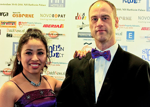 Karina Miano y Raymond