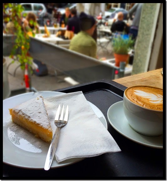 KAFFEEMITTE Graf von Blickensdorf Lemon Bars KAFFEEMITTE Graf von Blickensdorf Lemon Bars