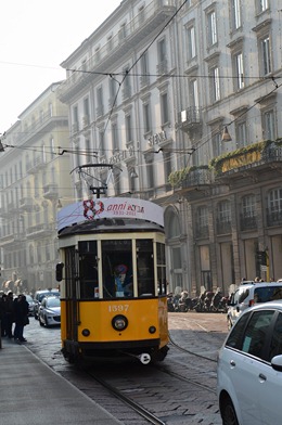 Milan train