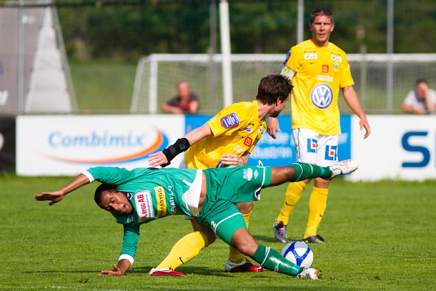 2011-06-06_Fotboll_Superettan_LSK-J_sodra462-6.jpg