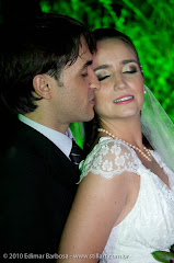 Album (digital) de fotos de Thais e Geraldinho. Fotografias digitais do fotógrafo profissional Edimar Barbosa, do Stillart Studio Fotográfico, que faz fotos de casamento, fotos de eventos sociais, fotojornalismo e ensaios fotográficos em Guaratingueta, SP, Lorena, Aparecida, São José dos Campos, Vale do Paraíba, Sul de Minas Gerais, Litoral Norte de São Paulo e outras cidades do estado de São Paulo. fotos casamento de guaratingueta sp para noivas casamentos foto fotografia noiva arranjos imagem convites exemplos restauração fotográfica filmagens