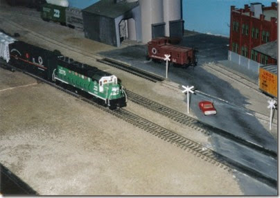 20 HO-Scale Layout at the Lewis County Mall in January 1998