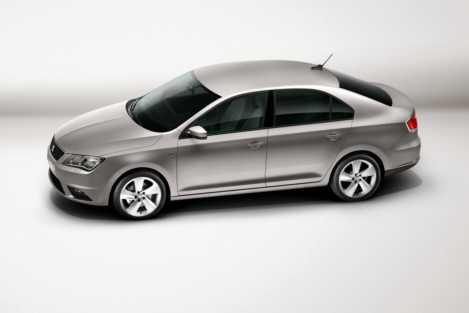 [2013-Seat-Toledo-1%255B2%255D.jpg]