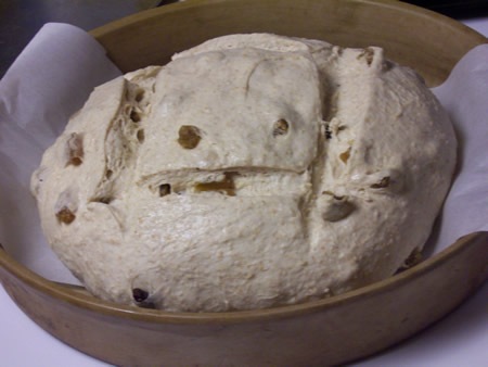 [golden-raisin-bread%2520017.jpg]