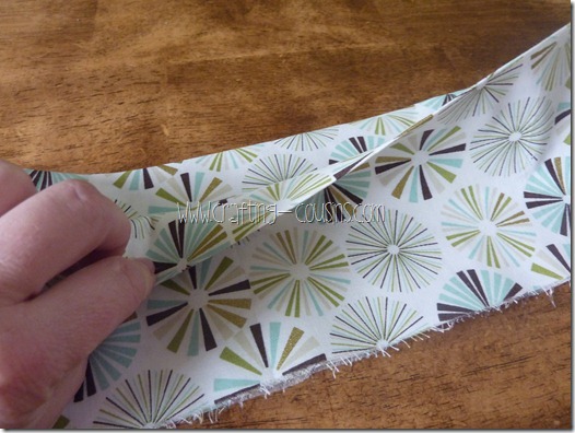 Crafty Cousins' Flouncy Bag Tutorial (35) Crafty Cousins' Flouncy Bag Tutorial (35)