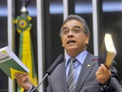 Ronaldo-Fonseca-205x155 Ronaldo-Fonseca-205x155