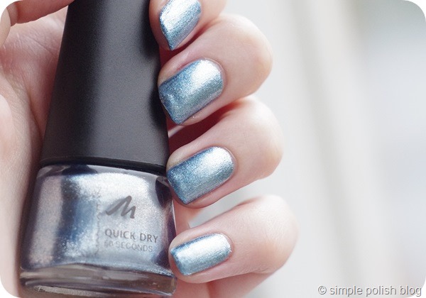 Manhattan 101S Swatch Lacke in Farbe und Bunt Hellblau