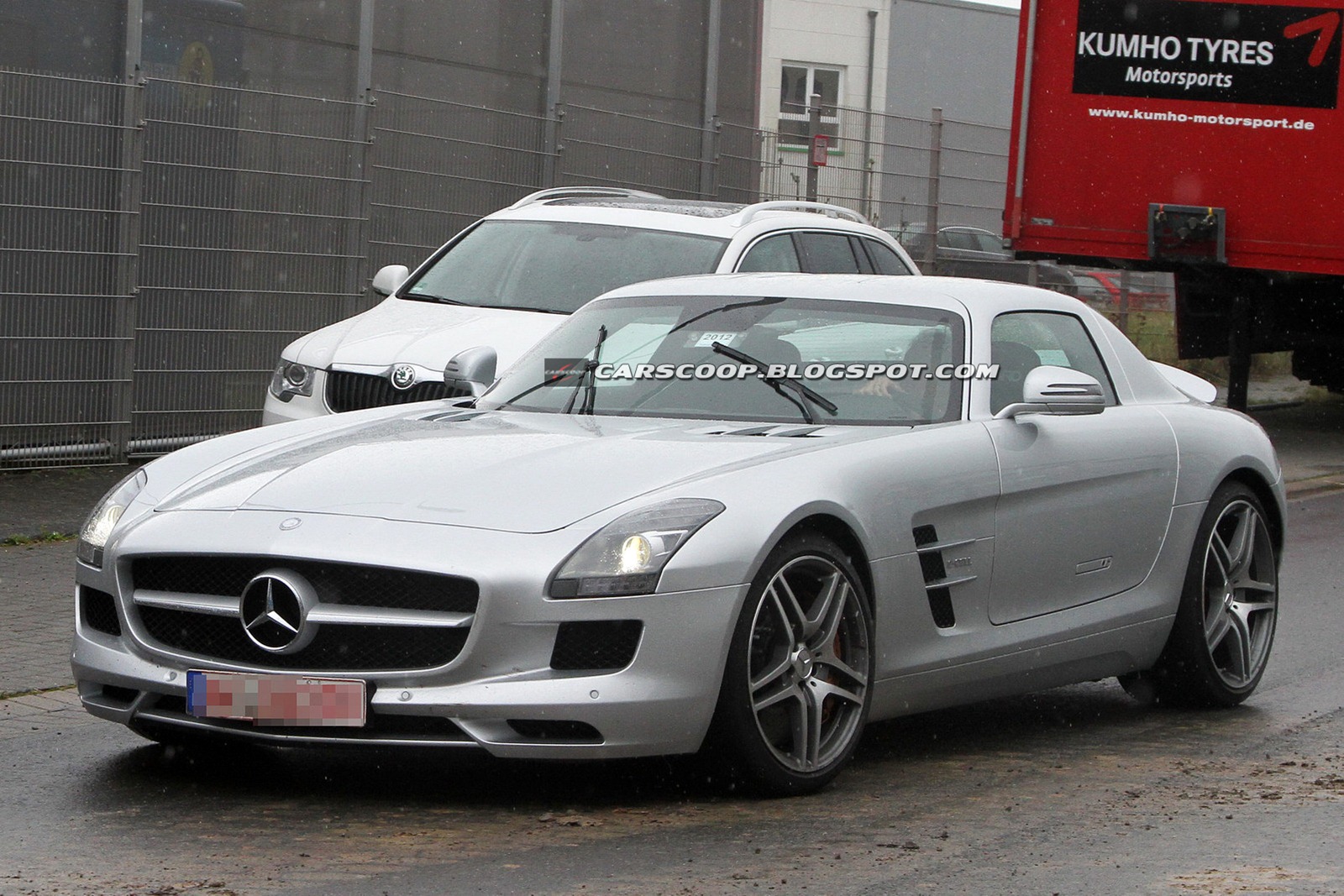 [2014-Mercedes-SLS-AMG-E-CELL_7%255B3%255D.jpg]