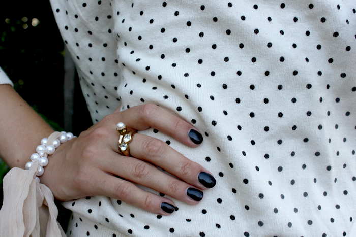 nails