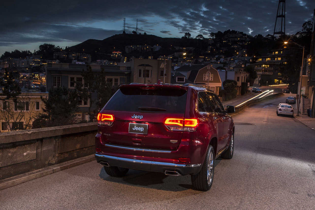 2014-Jeep-Grand-Cherokee-54[2].jpg