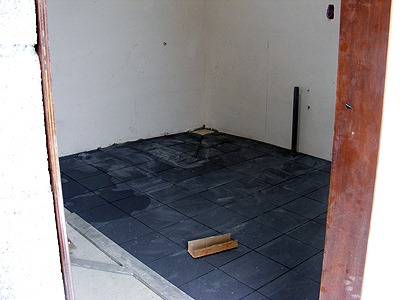 [juni%25202011-03%255B3%255D.jpg]