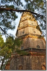 Vietnam Hue Thien Mu pagoda 140217_0598