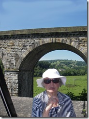 Gladys on the Aquaduct, railway behind