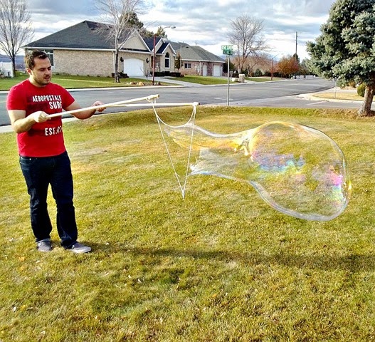 [giantbubblewand44.jpg]