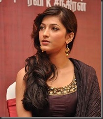 Shruthi-Haasan-Ezham-Arivu-still