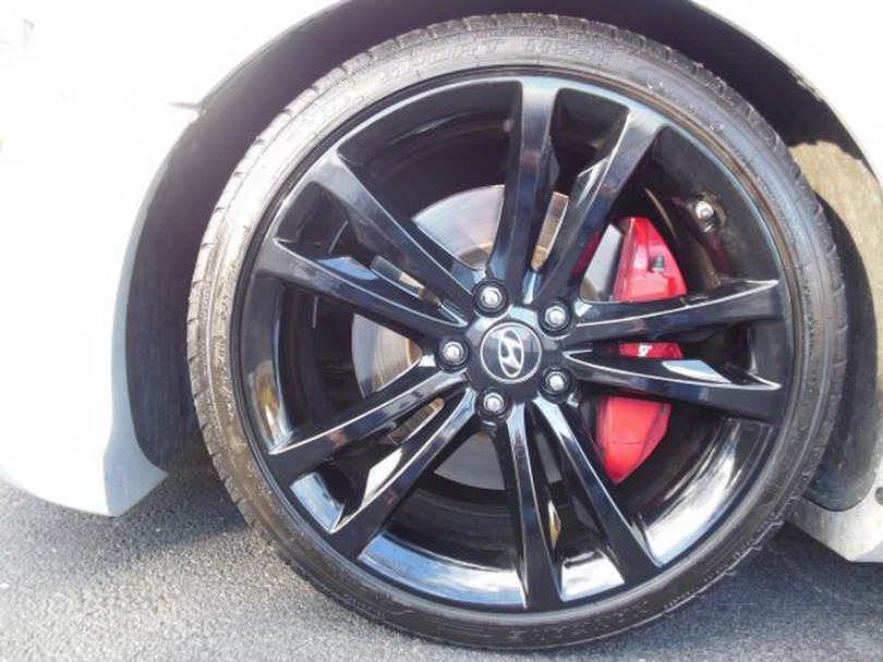 [Hyundai-Genesis-Coupe-E7%255B2%255D.jpg]