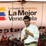 (28.05.11) Durante más de mil días hemos recorrido ciudades y pueblos, barrios y caseríos; y todos los venezolanos me han dicho lo que hoy puedo resumir en los pilares de la Venezuela del futuro, con la que todos soñamos: ¡Paz, bienestar y progreso! La Mejor Venezuela