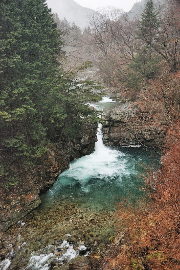 小川の大滝