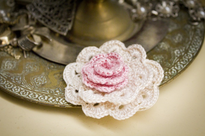 [HairFlowerClip6.jpg]