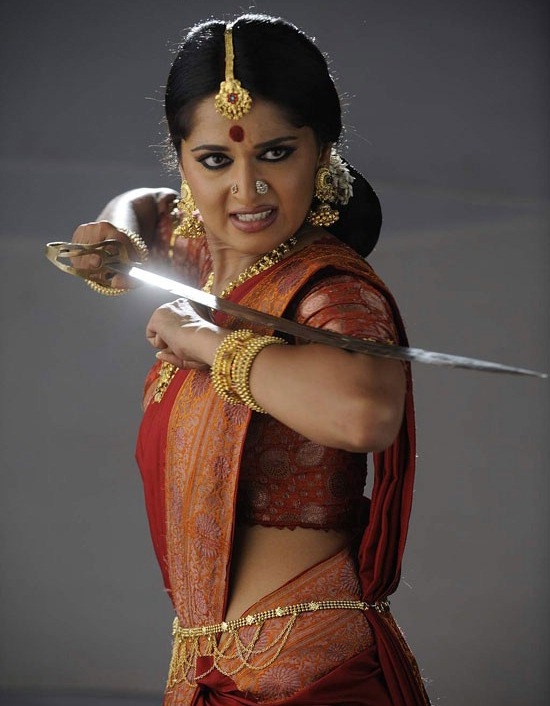 [anushka_photo_amazing%255B3%255D.jpg]
