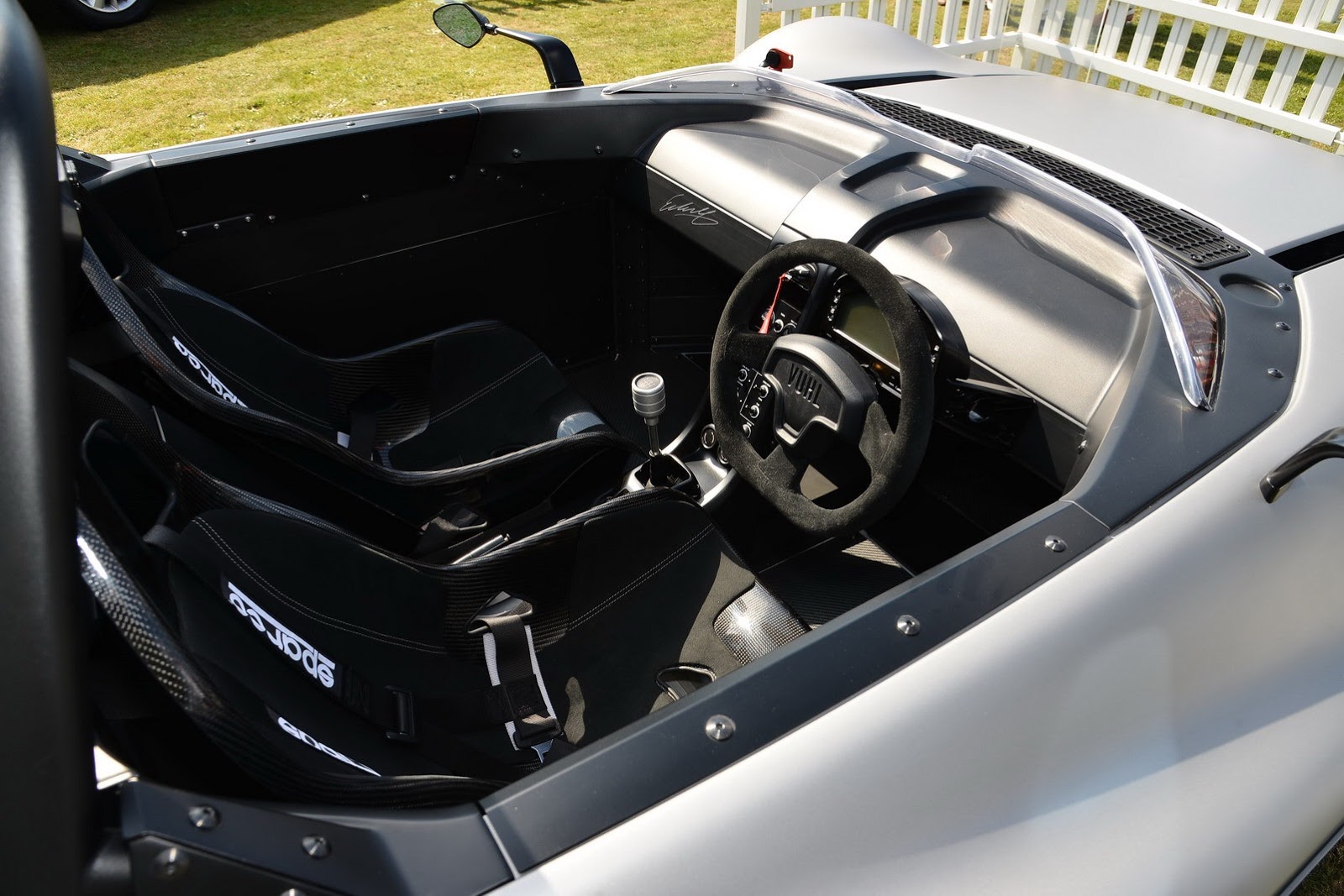 [Salon-Prive-2013-214%255B2%255D.jpg]