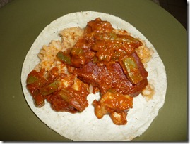 Taco de pipián con nopales y tortas de camarón Taco de pipián con nopales y tortas de camarón
