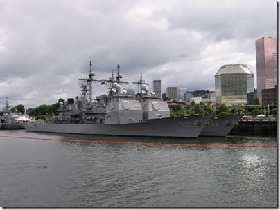 IMG_6992 USS Mobile Bay (CG-53) & USS Bunker Hill (CG-52) in Portland, Oregon on June 10, 2007