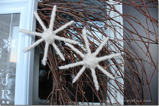 DIY Chunky Yarn Snowflakes from Setting for Four #diy #craft