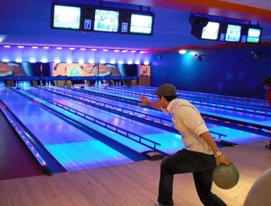 Spend Your Leisure Time at Bowling Alleys around Hotels near St. Pauls