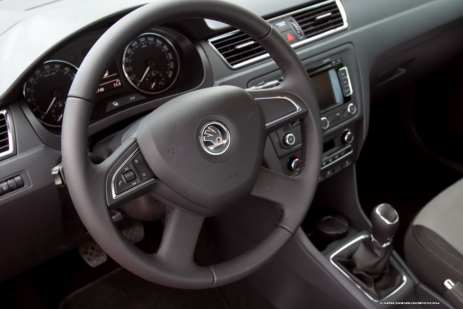 [2013-Skoda-Rapid-5%255B2%255D.jpg]