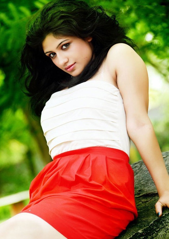 [south_indian_actress_supriya_latest_gorgeous_still%255B3%255D.jpg]