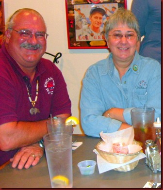 Santa Fe Bill, Lesle,Beth,Christine and us Santa Fe Bill, Lesle,Beth,Christine and us