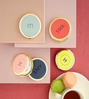 personalized-enamel-mirror personalized-enamel-mirror