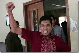 belajar dari kasus misbakhun belajar dari kasus misbakhun