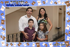 Fotos do evento Batizado Bernardo - 24.07.11. Foto numero 13 da Social Click Fotografia Digital, do Rio de Janeiro, RJ, que faz fotos divertidas, fotos malucas, fotos com fantasias, fotos na hora, fotografia maluca, fotografia divertida com molduras personalizadas. fotos divertidas malucas foto maluca animadas animado rj rio de janeiro divertida fantasia animada fotografo casamento aniversário 15 anos fotógrafo no fotógrafos casamentos