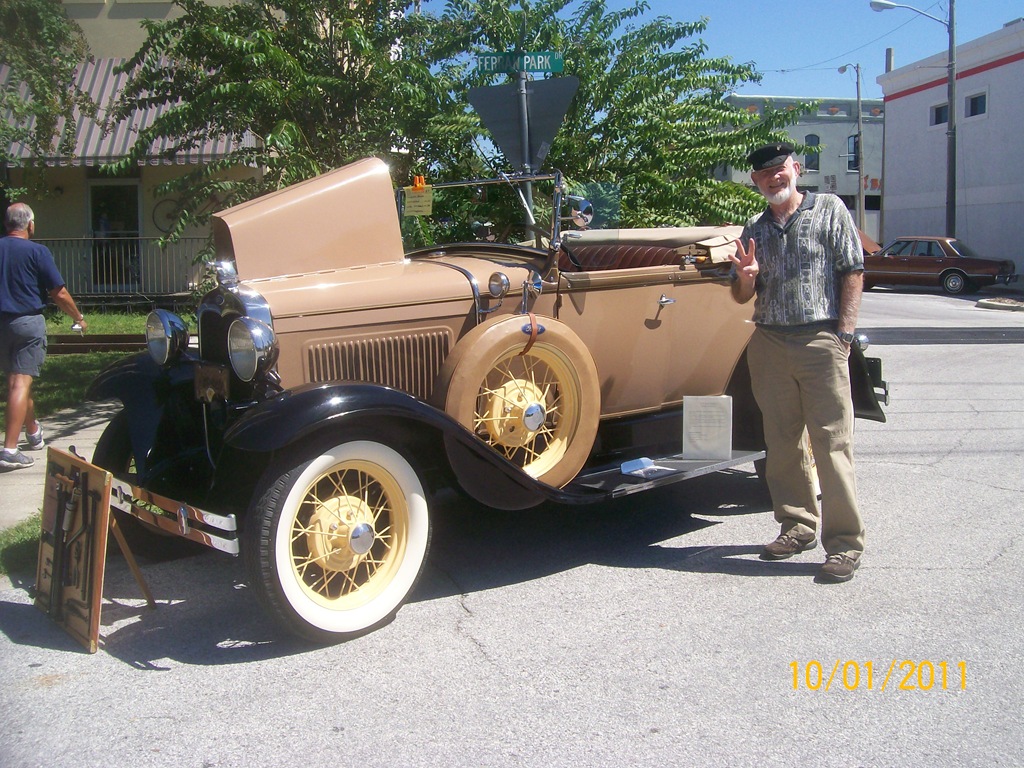 [1933-Ford5.jpg]