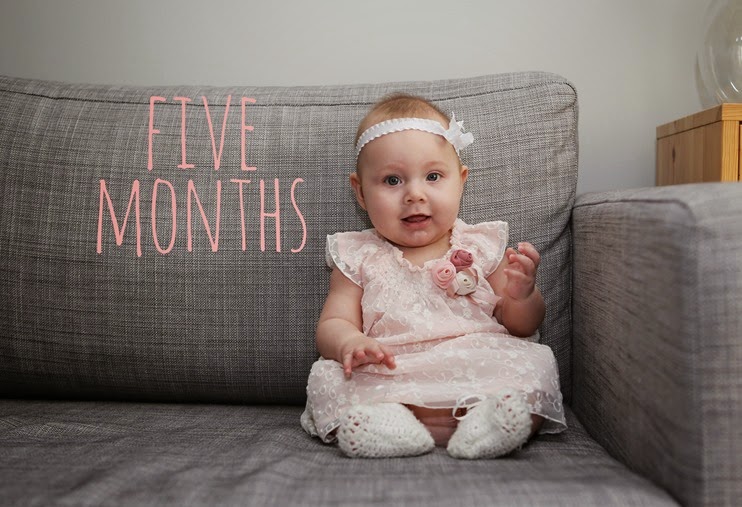 20150329 Alice is 5 months (12) edit2