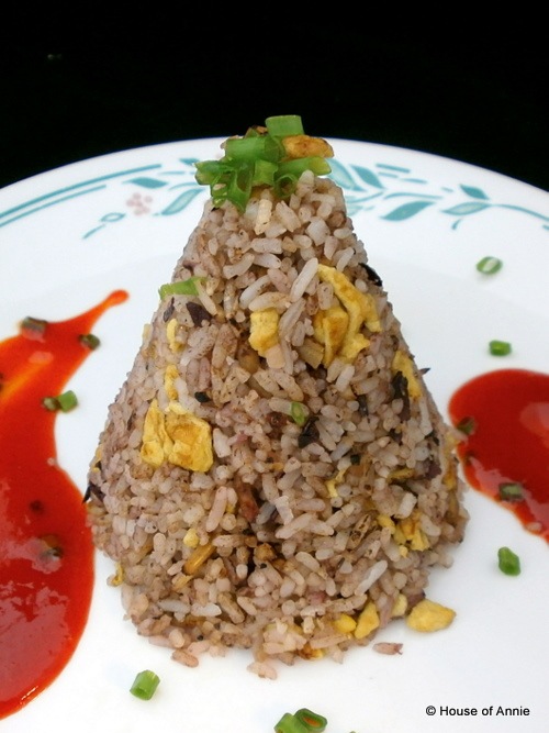 [Fried%2520Rice%2520with%2520Anchovies%2520and%2520Dabai%255B2%255D.jpg]
