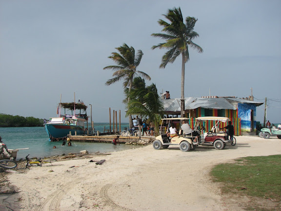 The “Lazy Lizard” bar at the Split
