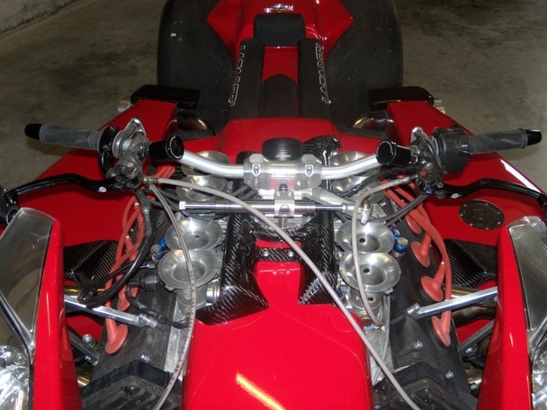 Wazuma V8 Ferrari Wazuma V8 Ferrari