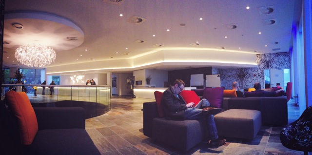 mainport lobby.jpg mainport hotel lobby