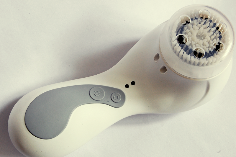 Clarisonic Plus Review Acne Oily Skin