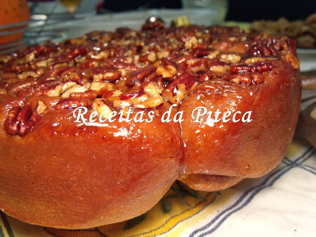 [Rolos-de-canela-e-caramelo-de-nozes-%255B17%255D.jpg]