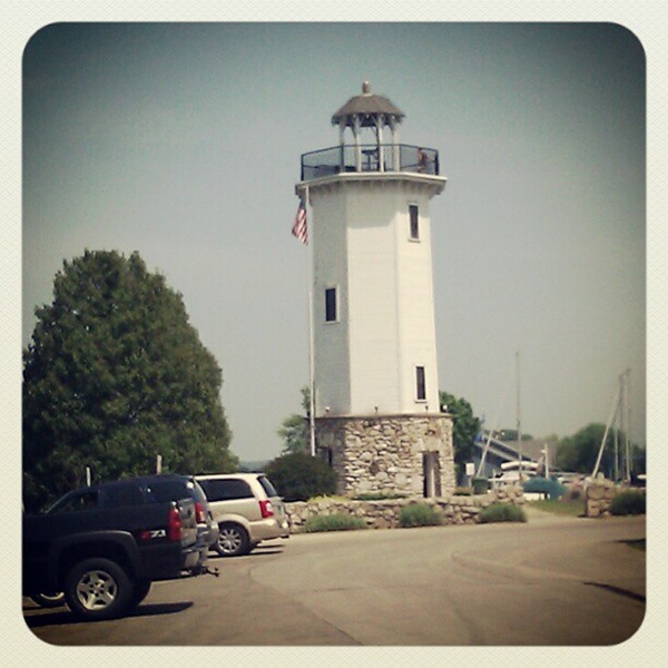 [lighthouse5.jpg]