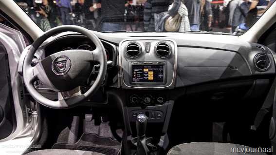 [Dacia-Sandero-2013-344.jpg]
