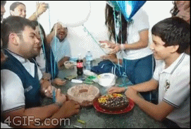 Brincadeira sadia Brincadeira sadia